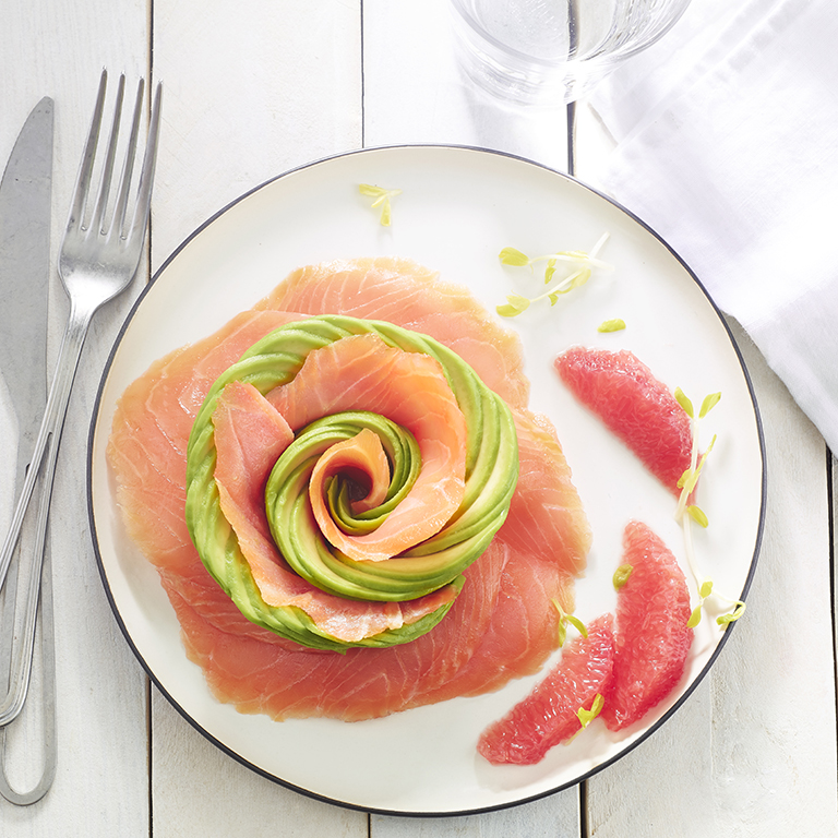 Rose de saumon fumé et avocat Delpeyrat