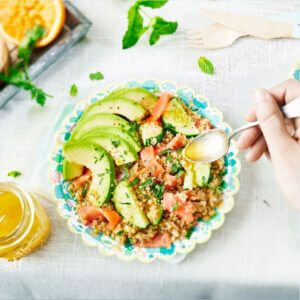 recette salade de quinoa, saumon et avocat